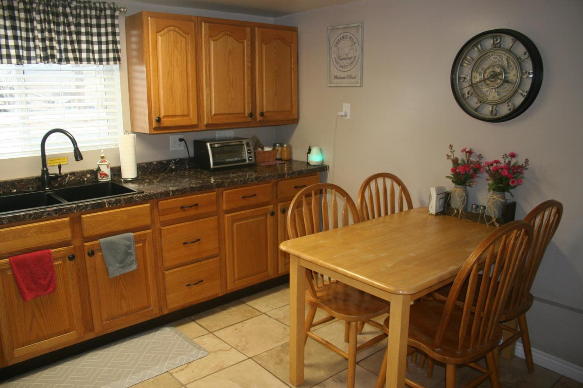 Laytons Loft Bed And Breakfast Manti Екстер'єр фото